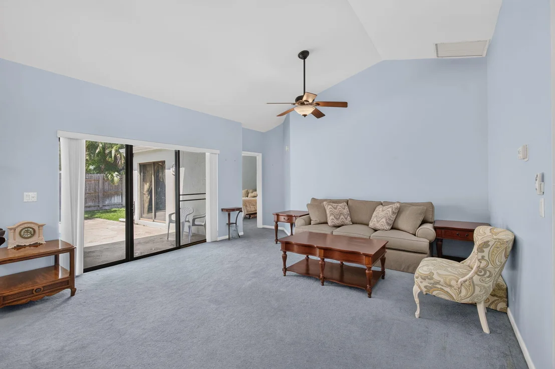 Photo of 39 CEDAR Circle