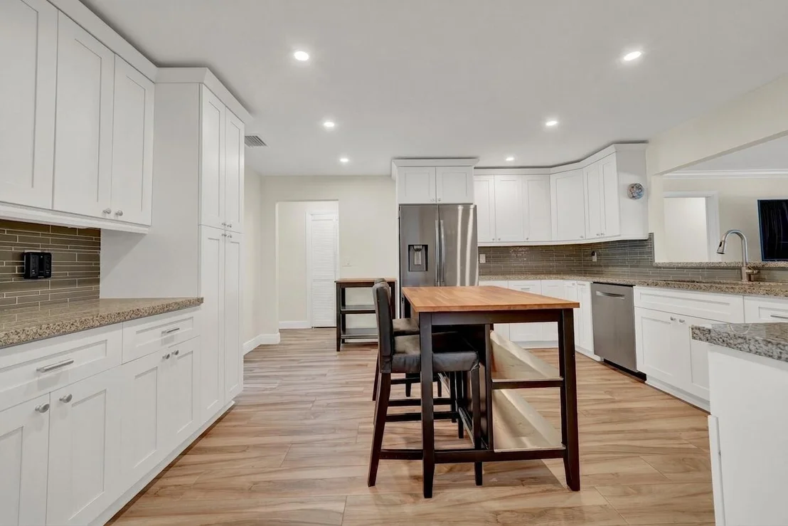 Photo of 341 Glenbrook Drive