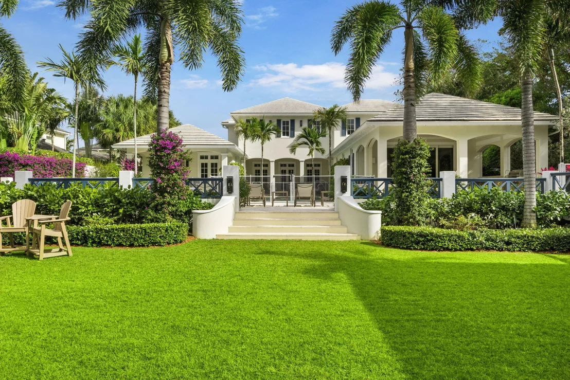 Photo of 1222 N Ocean Boulevard
