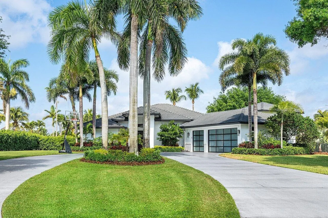 Photo of 8331 Sawpine Road