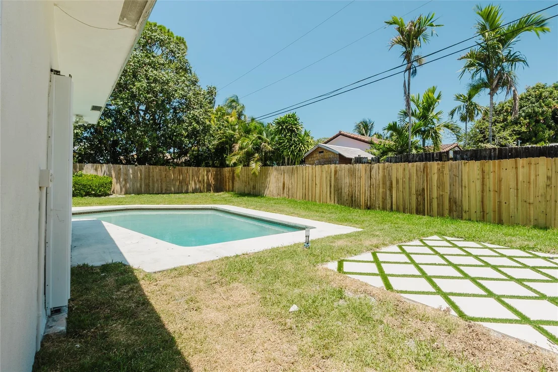 Photo of 4998 NW 3rd Terrace