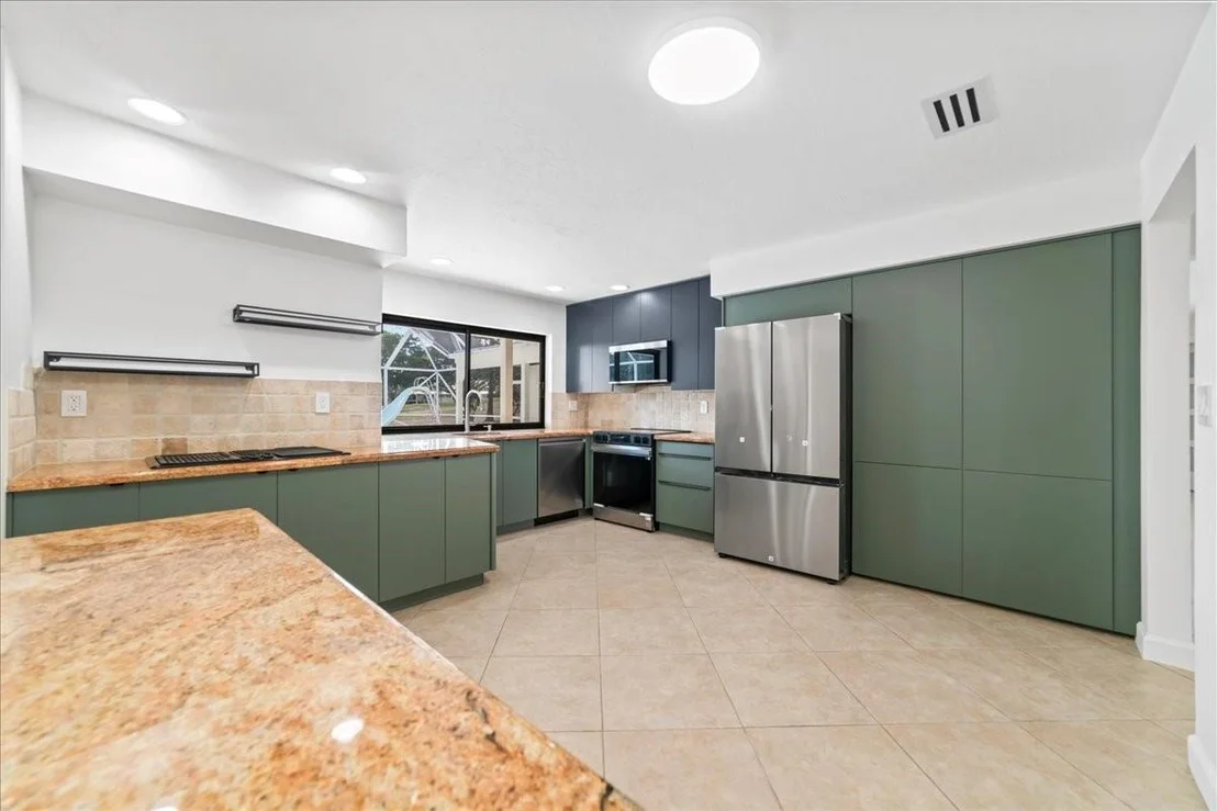 Photo of 8600 Gatehouse Road