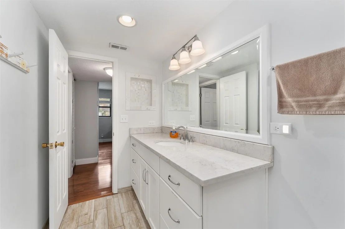 Photo of 115 Flora Terrace