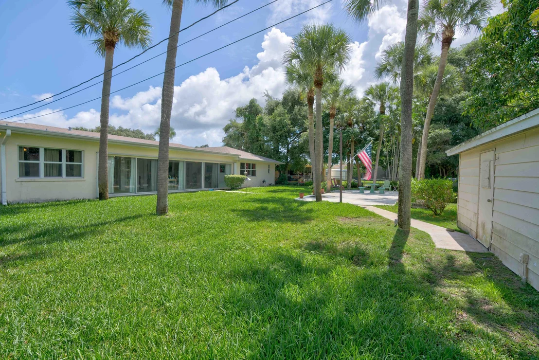 Photo of 452 Date Palm Drive