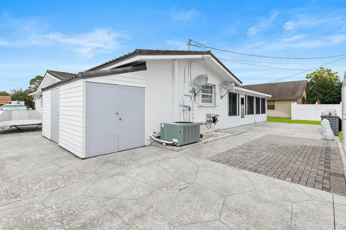 Photo of 4776 Canal Drive