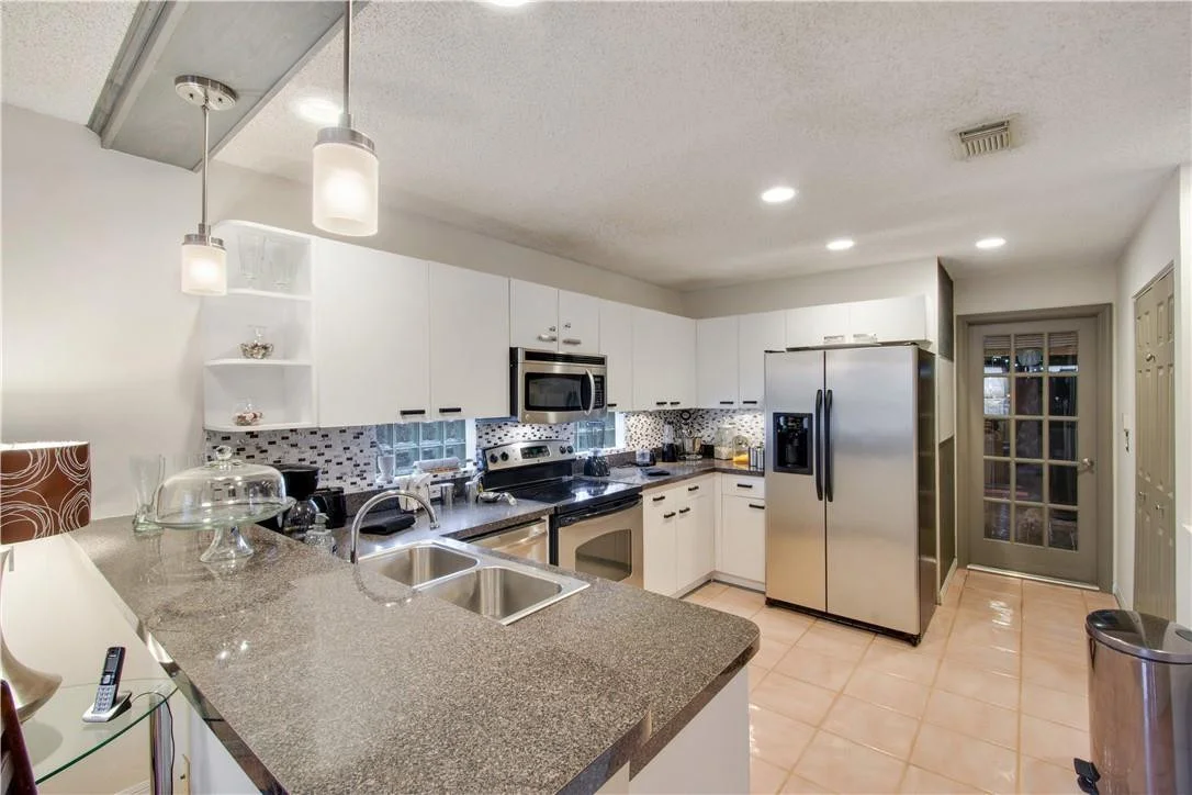 Photo of 4745 NW 5th Place