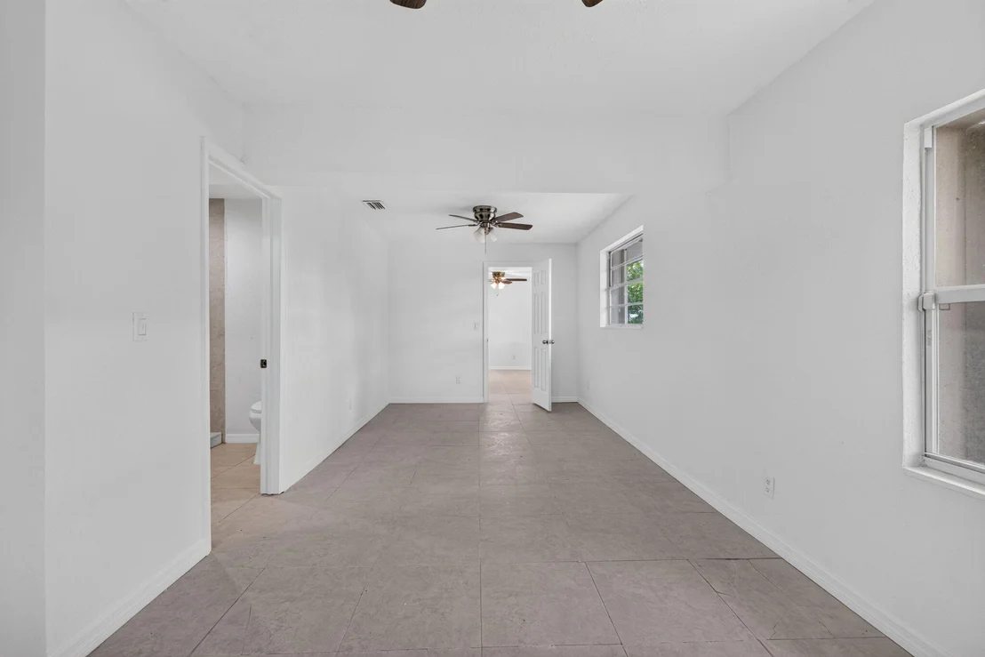 Photo of 913 SE 10th Street