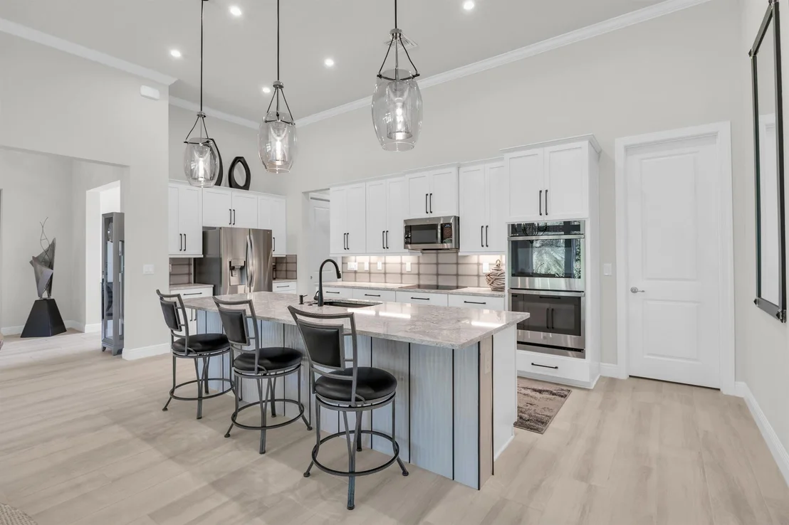Photo of 718 SW Riverwatch Place
