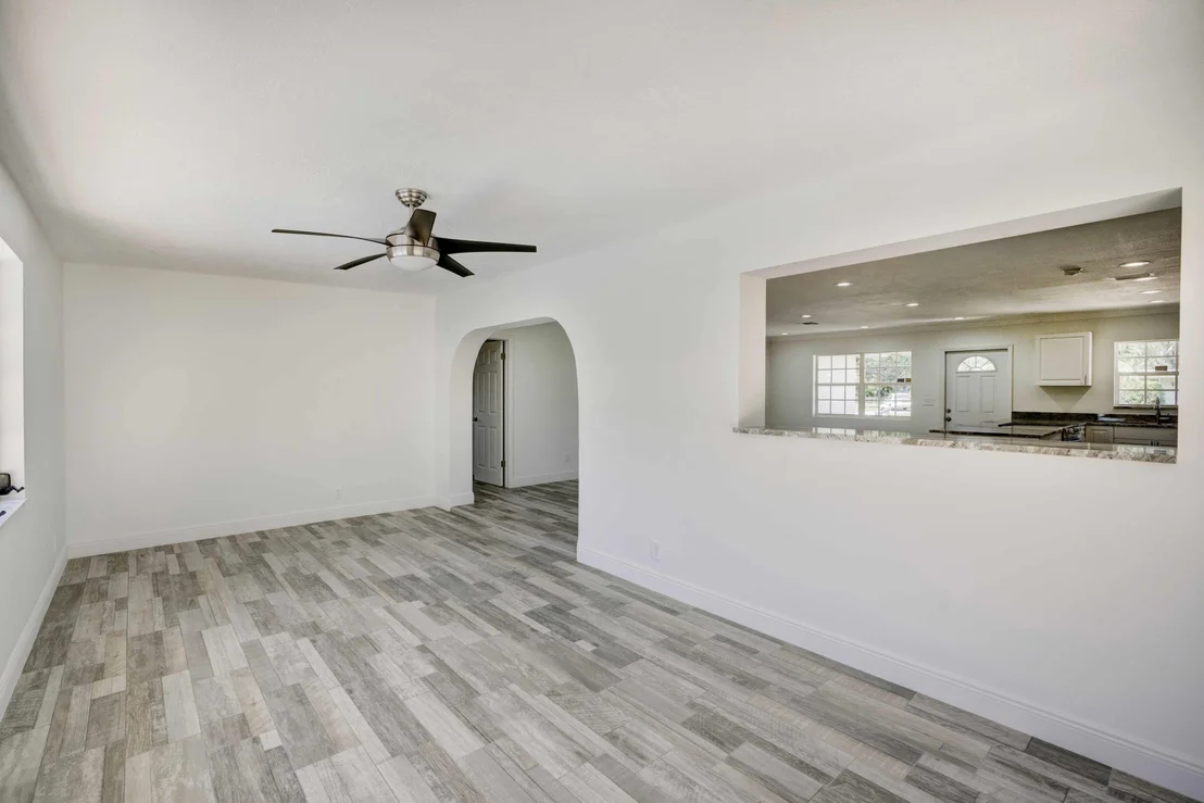 Photo of 8602 Sunset Drive