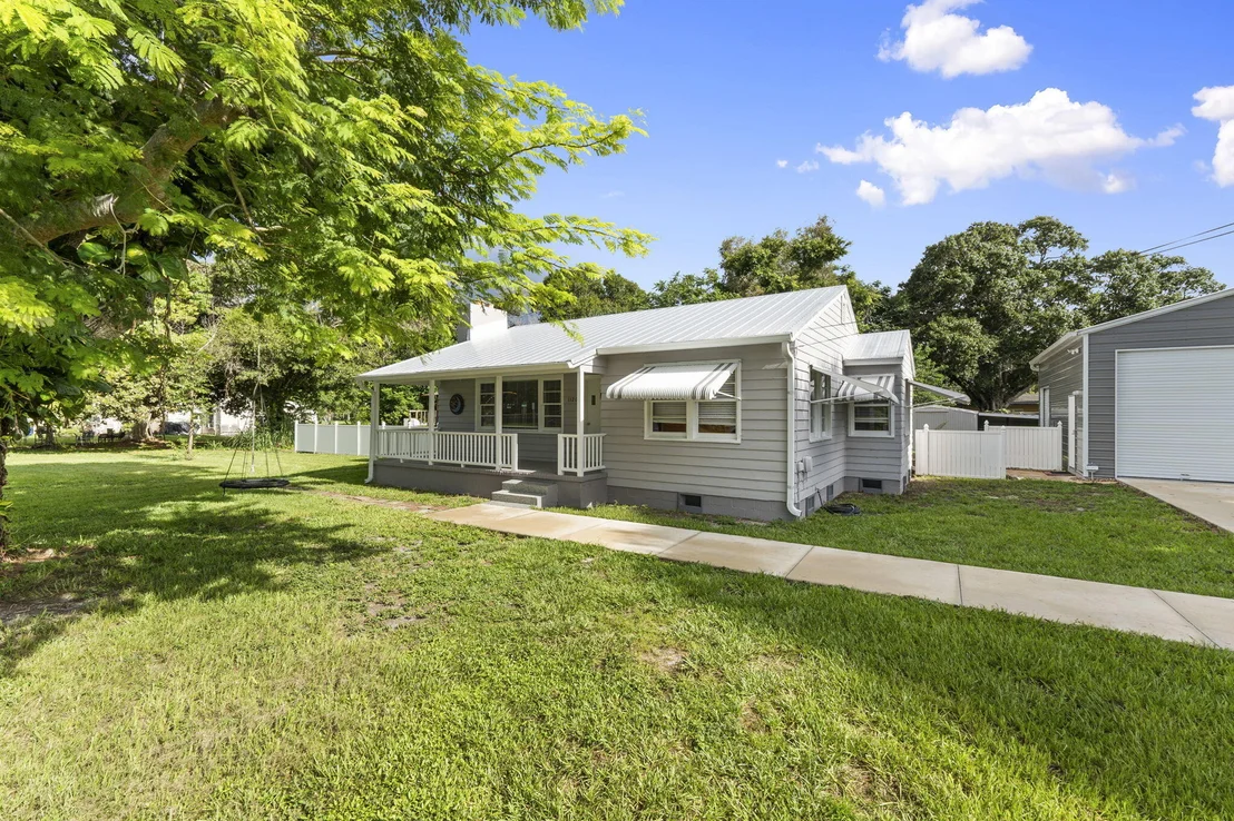 Photo of 1126 Pine Avenue