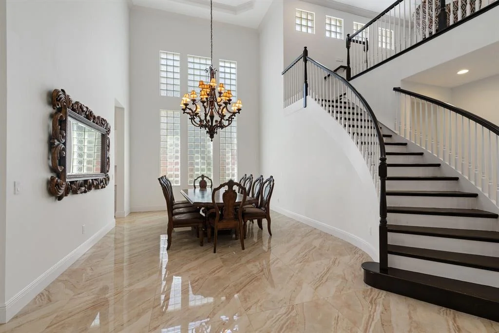 Photo of 8174 Valhalla Drive