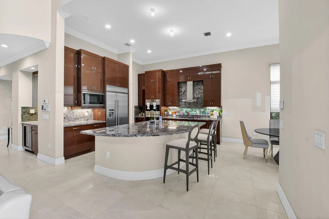 Photo of 16801 Pavilion Way