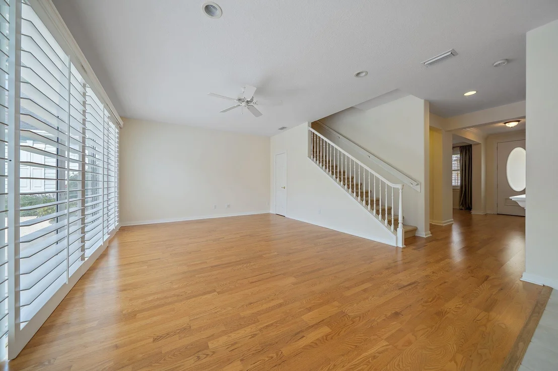Photo of 129 Barbados Drive