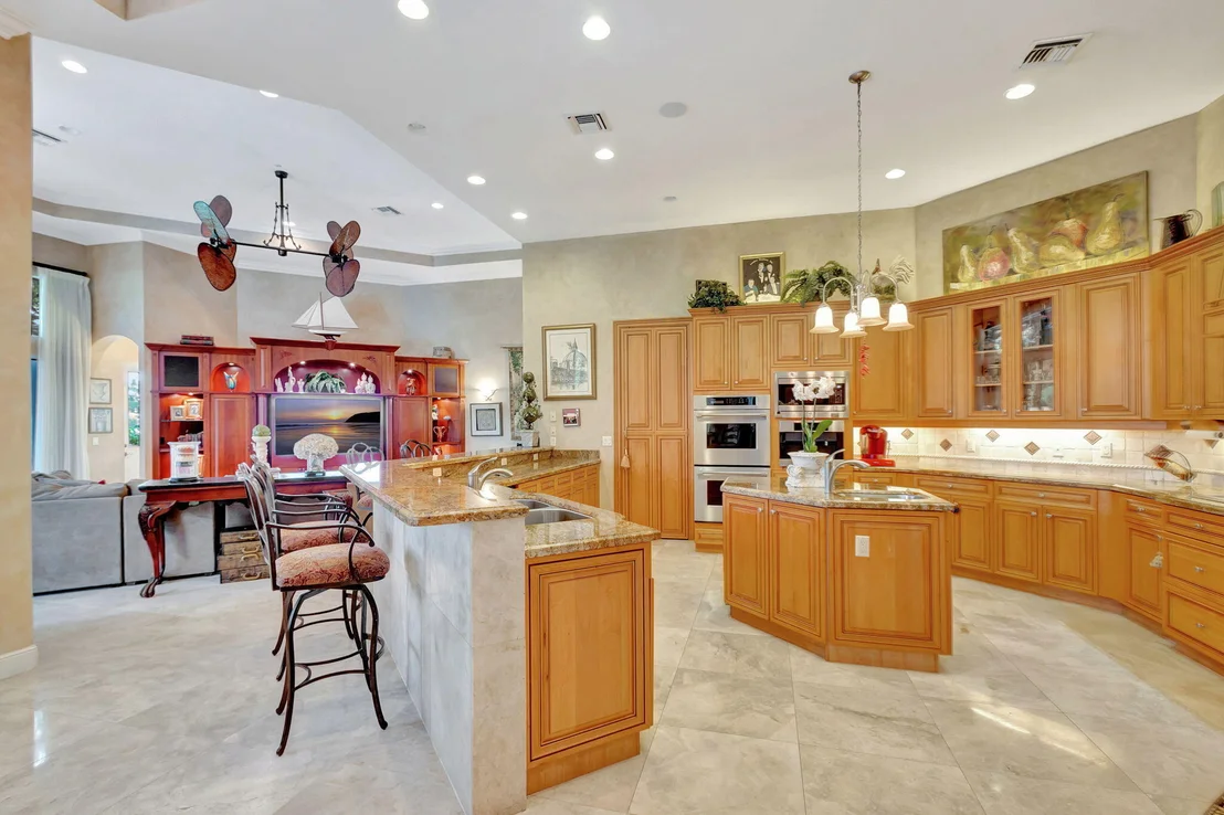 Photo of 2330 Tecumseh Circle
