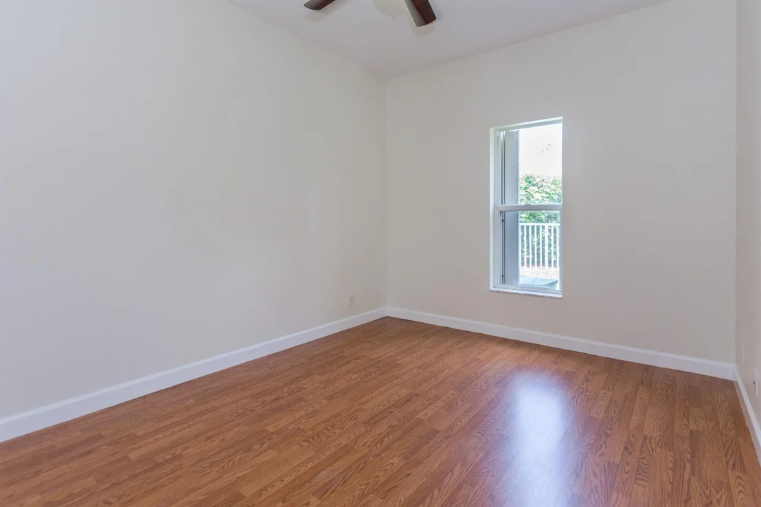 Photo of 273 Feather Point S