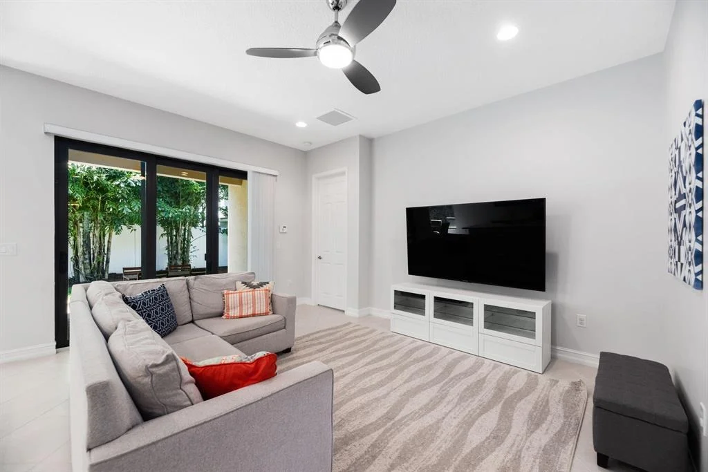 Photo of 8098 Rainforest Jasper Lane