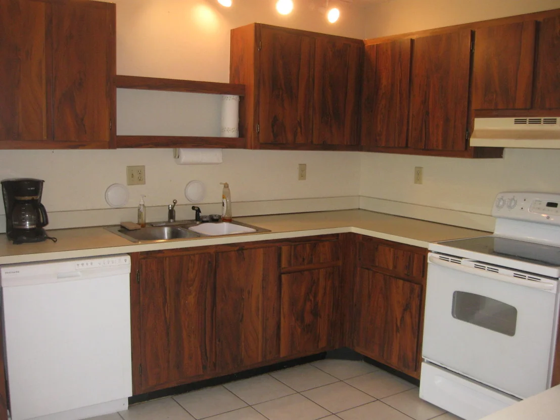Photo of 5550 Mirror Lakes Boulevard