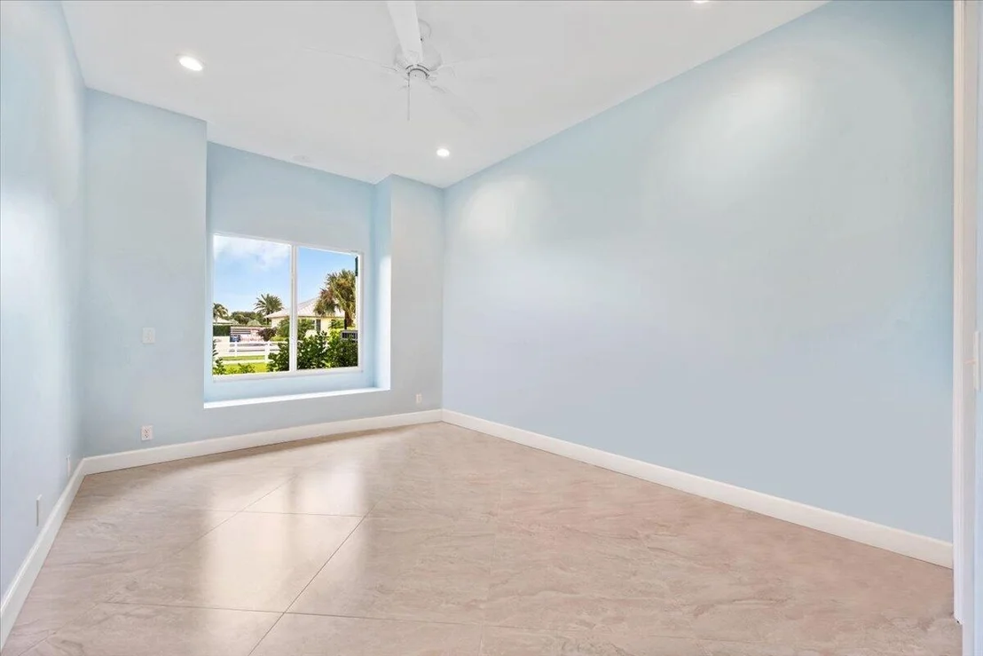 Photo of 14402 Laurel Trail
