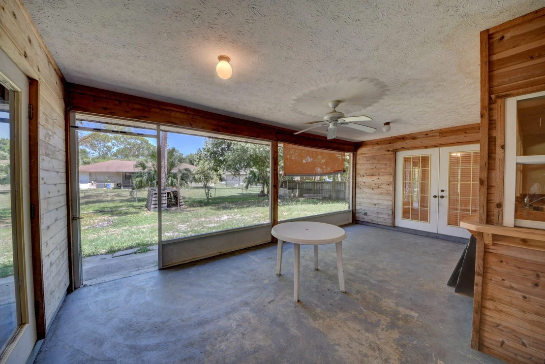Photo of 5402 Palm Drive