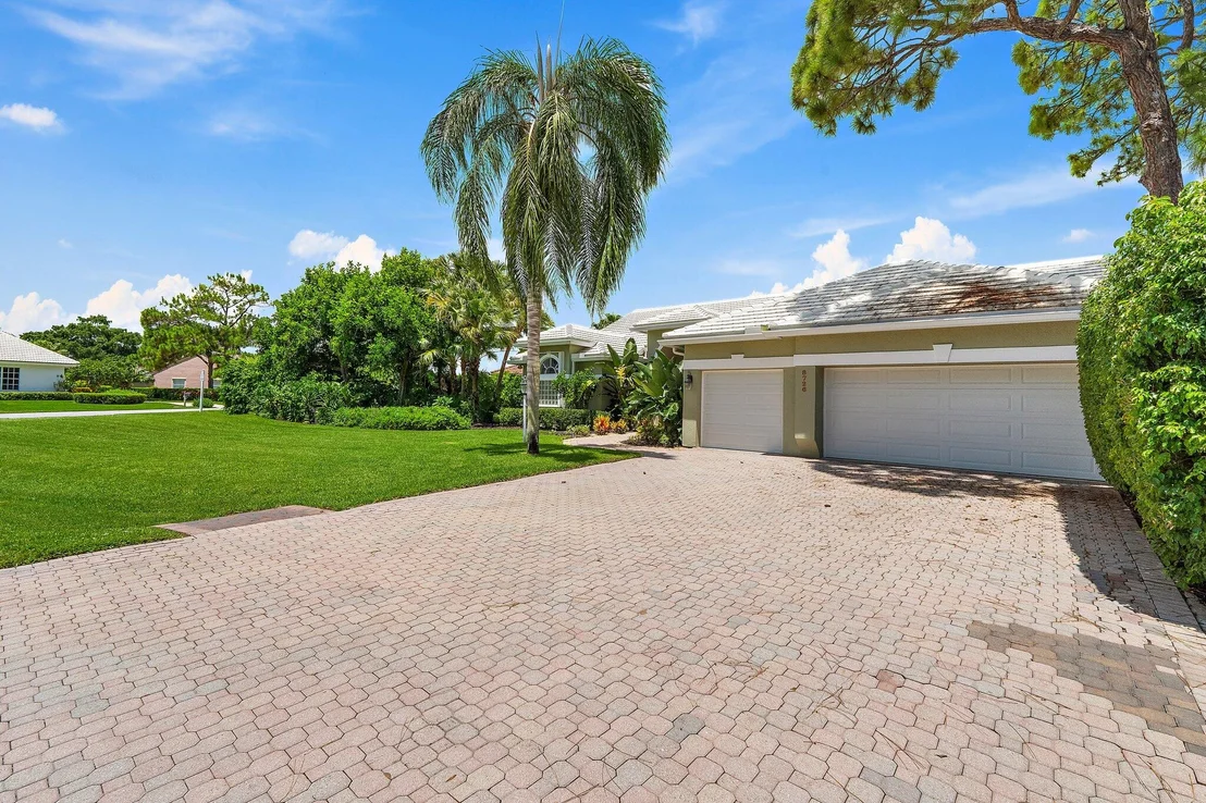 Photo of 8726 SE Riverfront Terrace