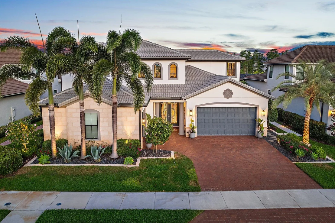 Photo of 122 Cerulean Key Way