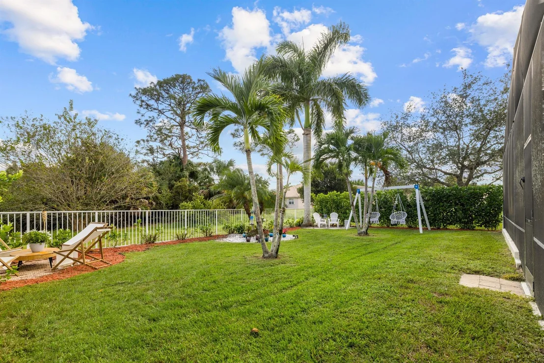 Photo of 1582 SE Tradition Trace