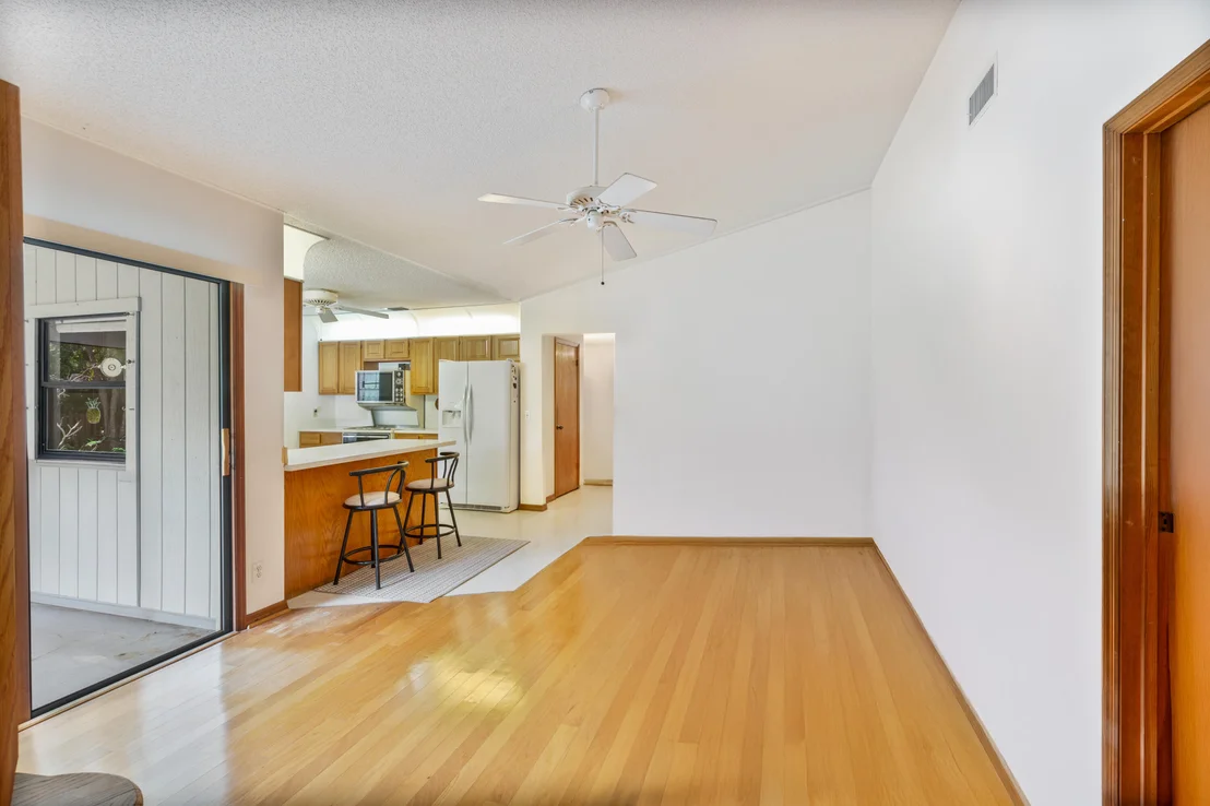 Photo of 18375 Oak Leaf Court