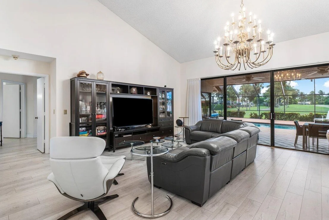 Photo of 10869 River Glenn Drive