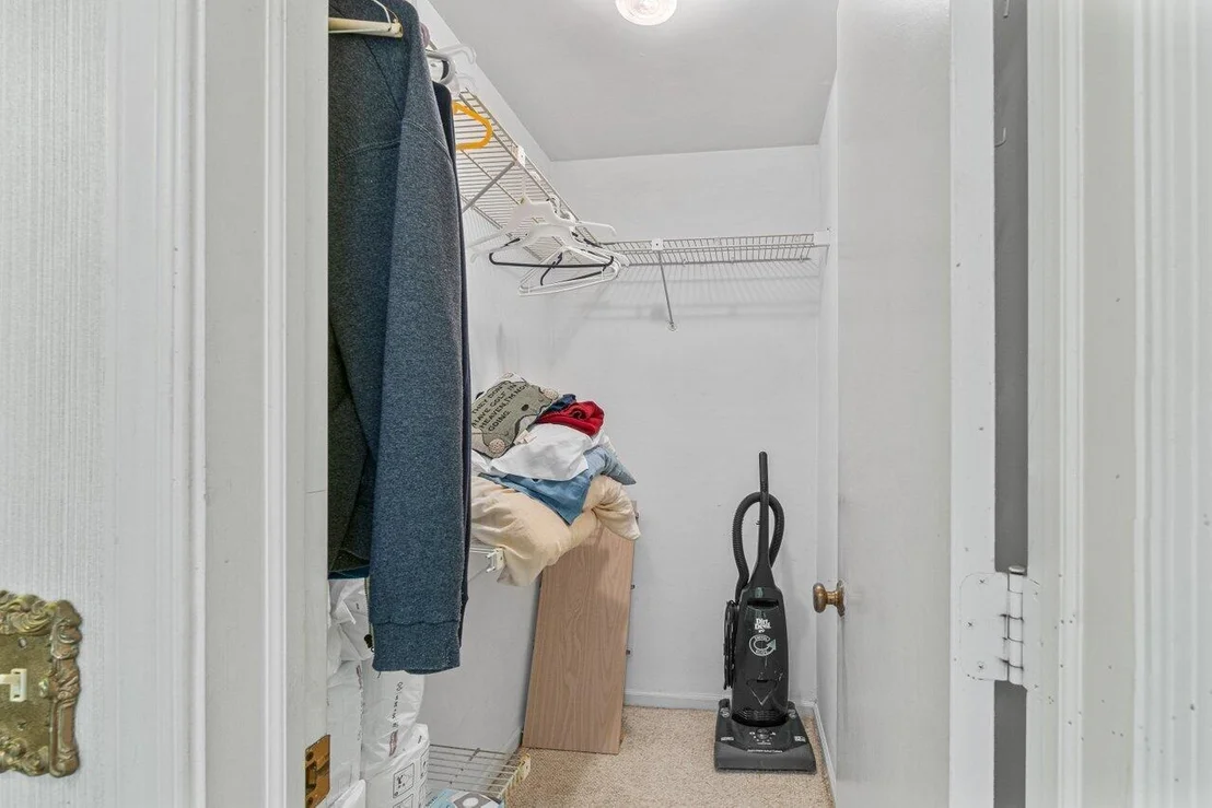 Photo of Unit B at 4820 Equestrian Circle