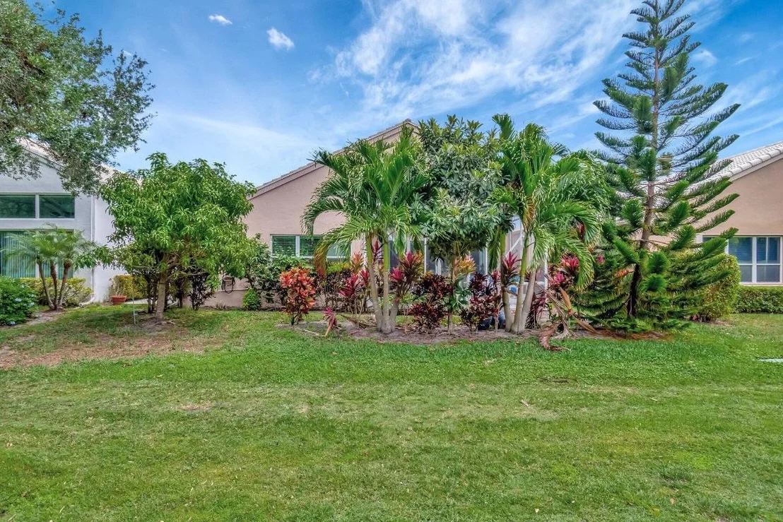 Photo of 6429 Three Lakes Lane