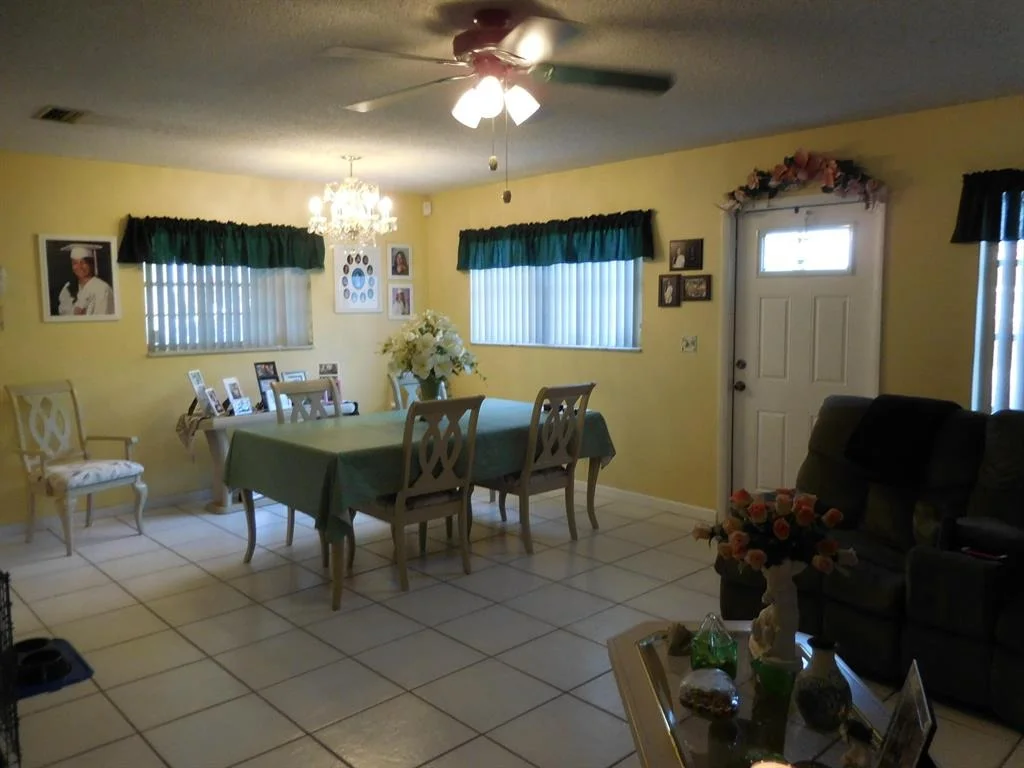 Photo of 525 Griswold Drive