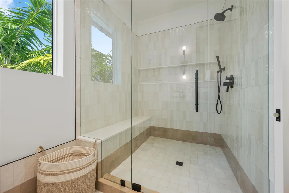 Photo of 745 Park Drive W