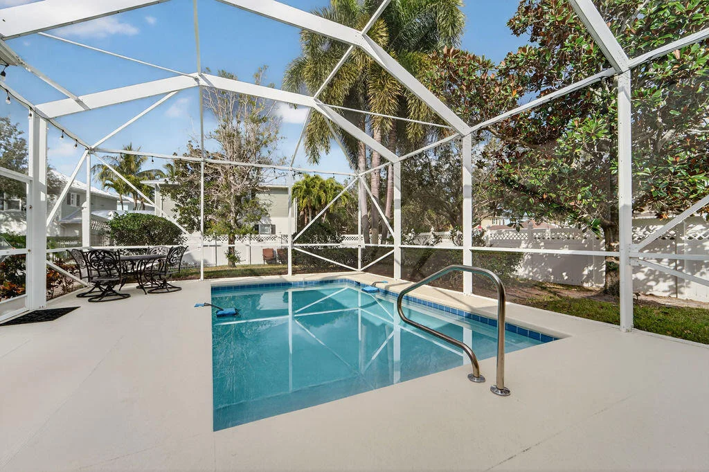 Photo of 102 Bonaire Lane