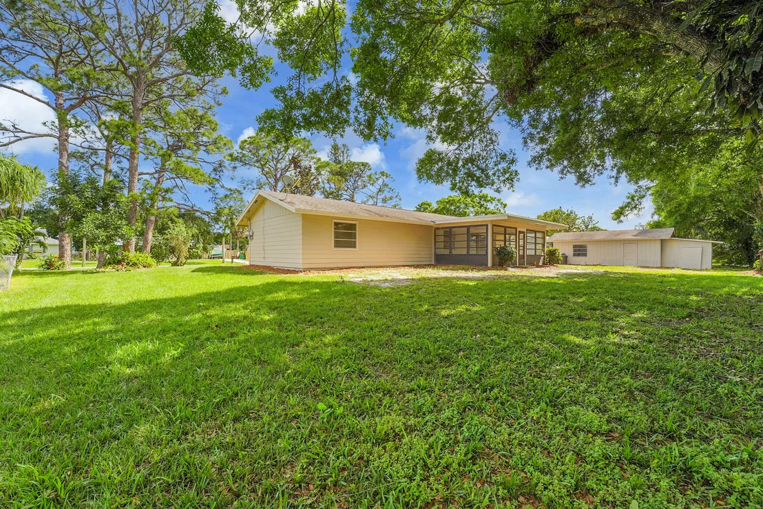 Photo of 5111 Palm Drive
