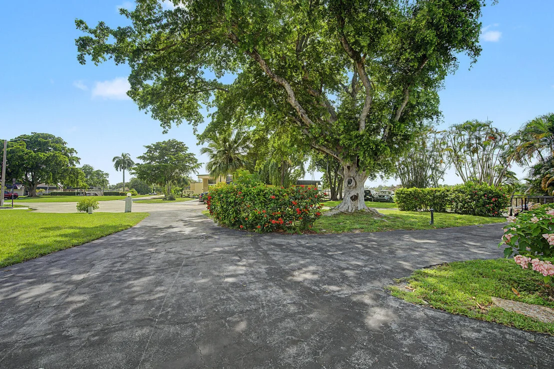 Photo of 5707 White Hickory Circle
