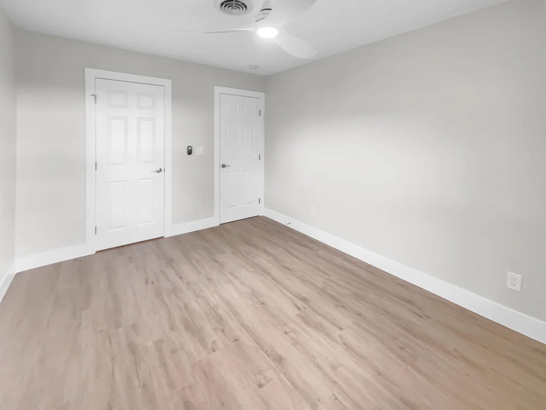 Photo of 1040 NW 16th Street