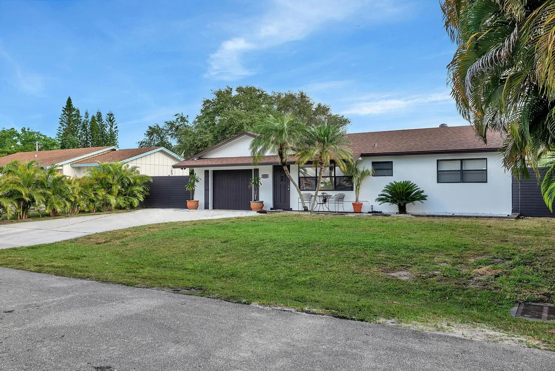 Photo of 3281 Amberjack Road