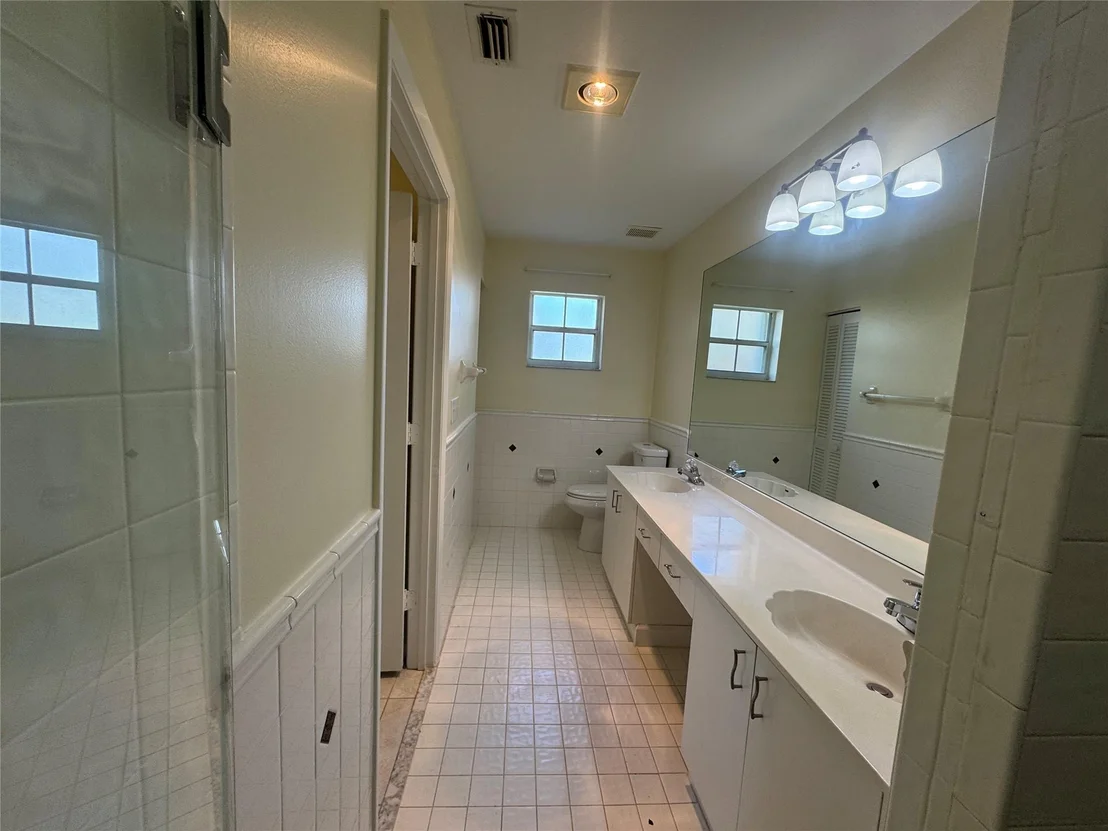 Photo of 7940 Sandy Pointe Drive