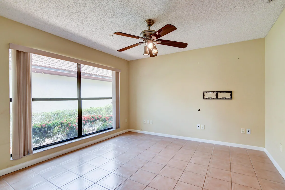 Photo of 11055 Clover Leaf Circle