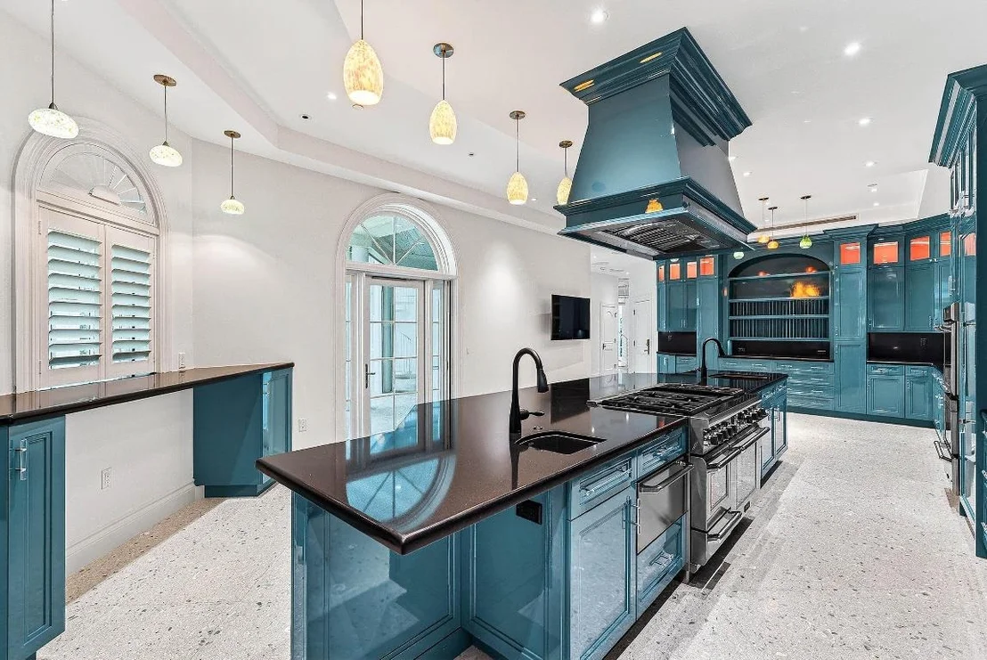 Photo of 720 N Ocean Boulevard