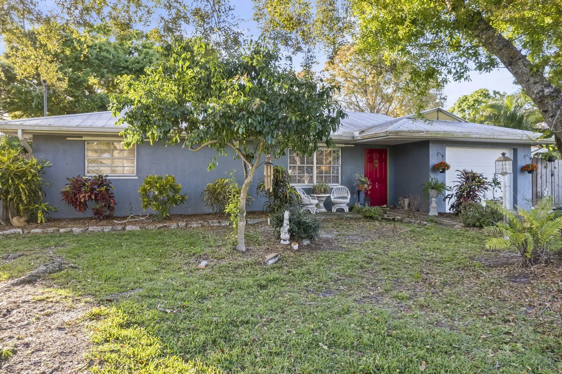 Photo of 5407 Sunset Boulevard