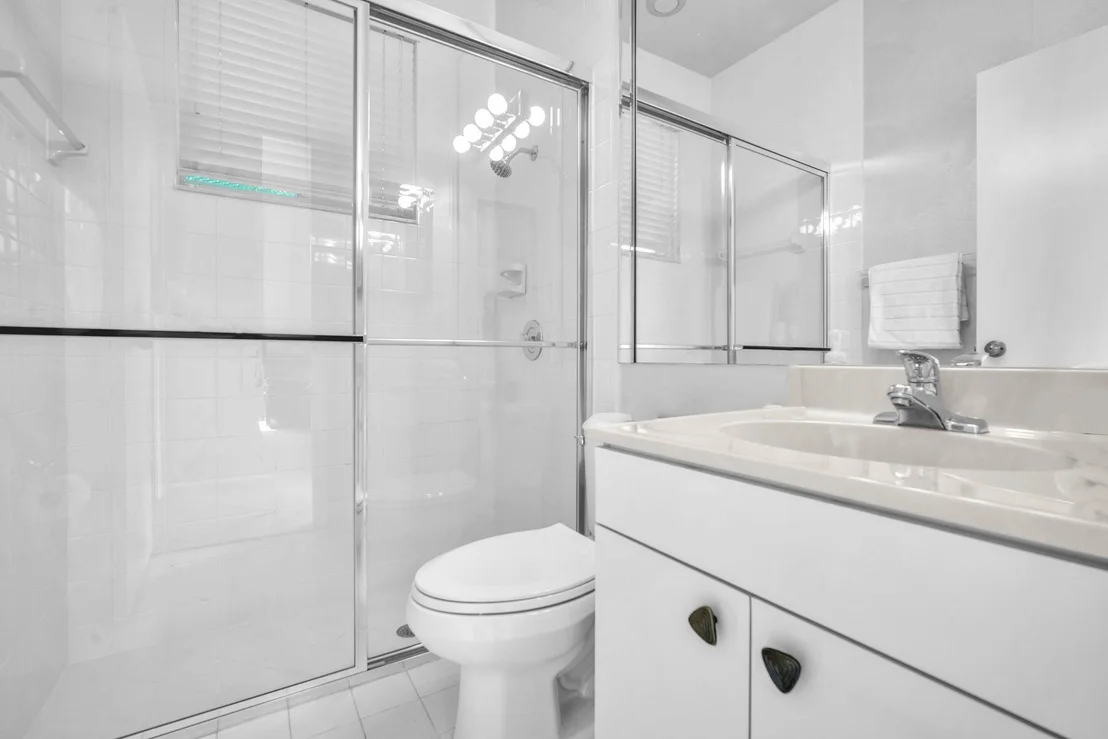 Photo of 2984 Oakbrook Drive