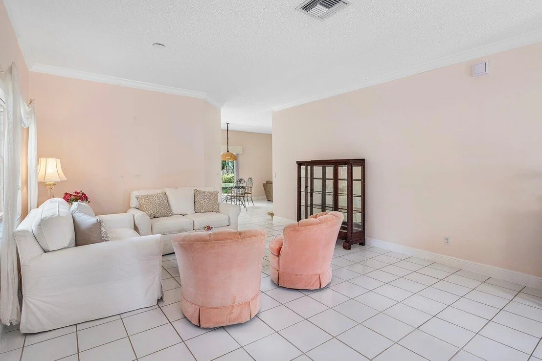 Photo of 6321 Lansdowne Circle