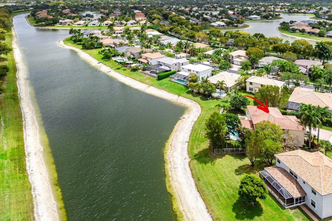 Photo of 21281 Waycross Drive