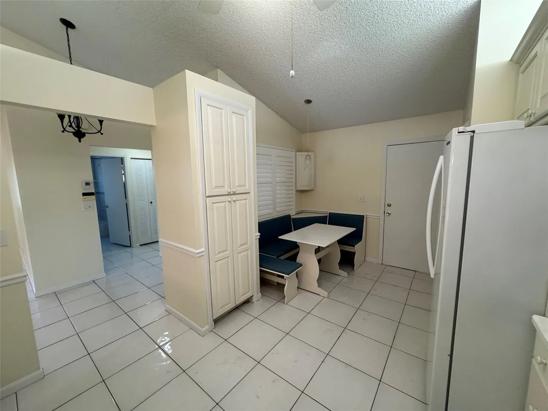 Photo of 7940 Sandy Pointe Drive