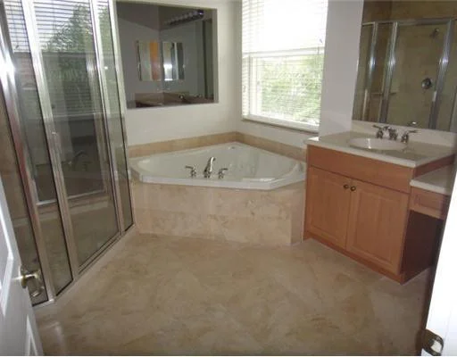 Photo of 2633 Birch Te