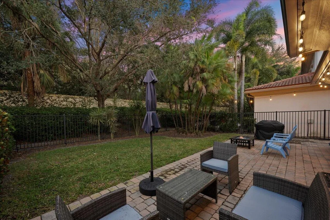 Photo of 627 Castle Drive