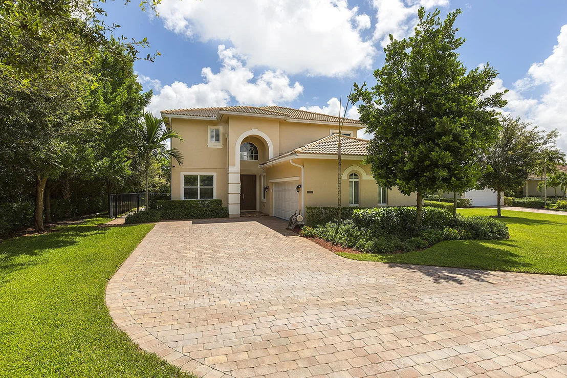 Photo of 8364 Lyons Ranches Road
