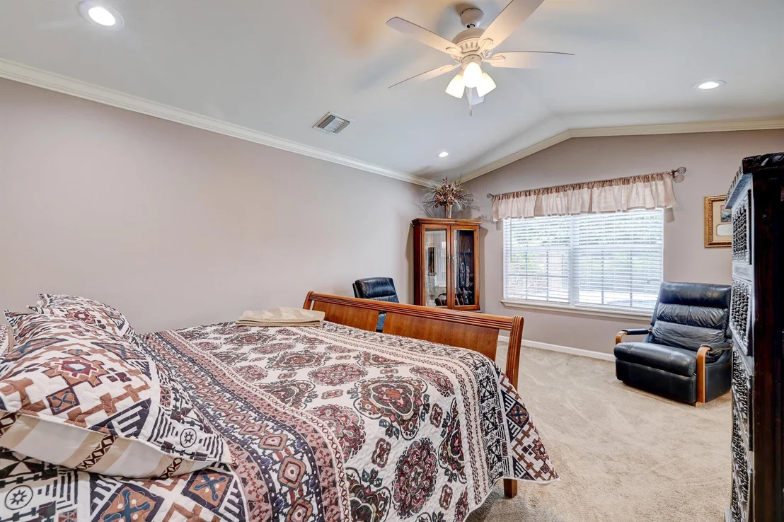 Photo of 8680 Moco Lane