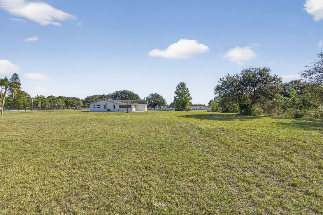 Photo of 16490 Rustic Road
